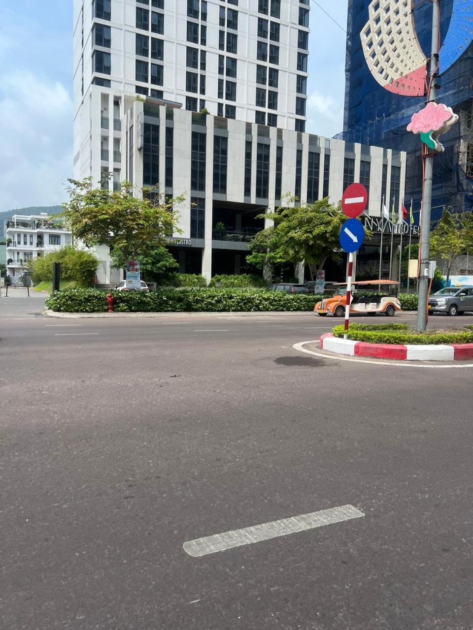 Flc Sea Tower Quy Nhon_Can Ho Du Lich 5 Sao_Cach Bien 40M + Ho Boi Exterior photo